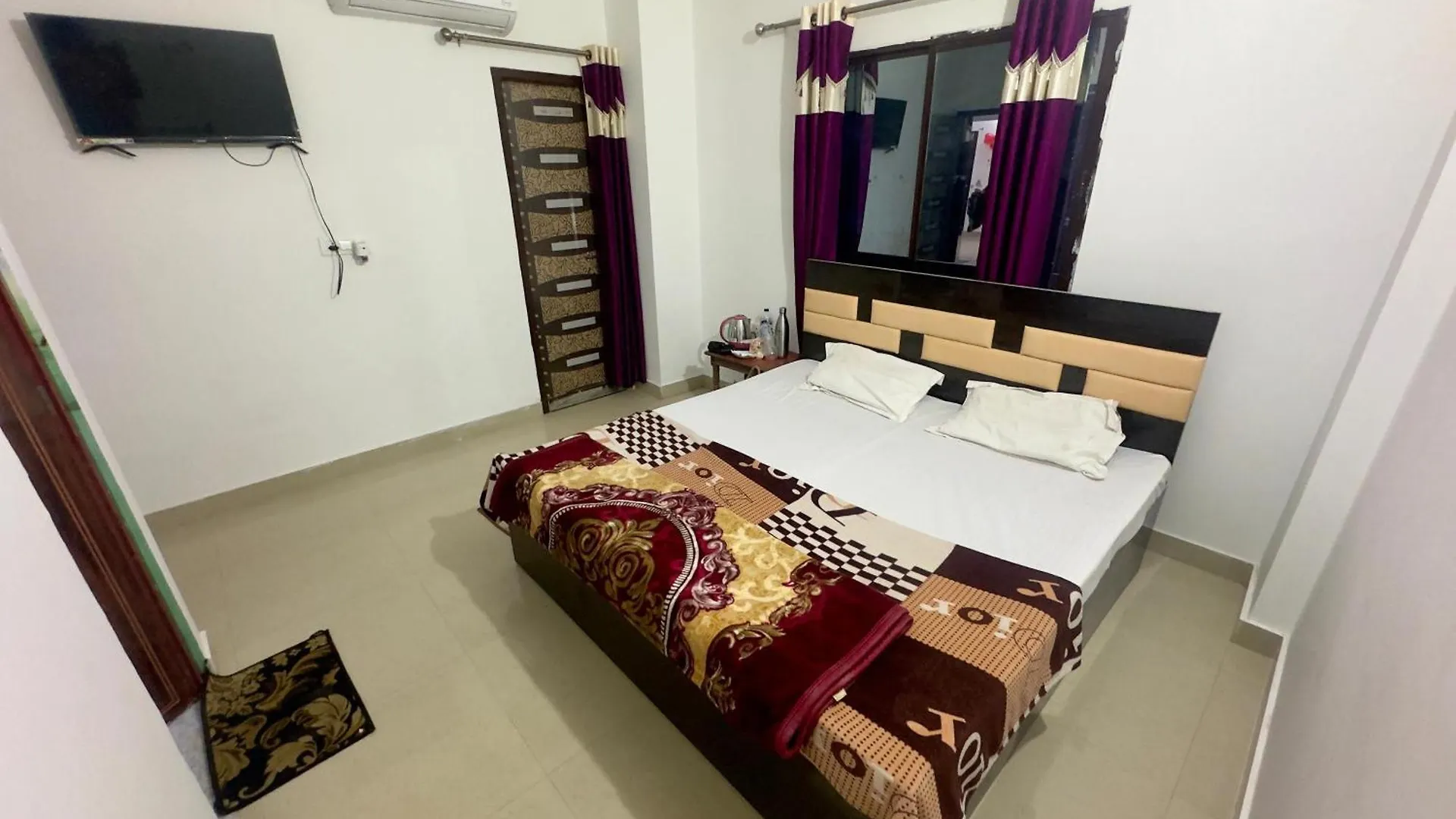 Guest house Skv Sharma Ji Home Stay Varanasi